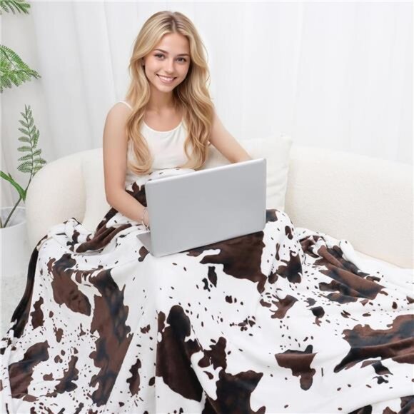 Fleece Cow Print Throw, Super Soft Flannel Cozy Fuzzy Cow Blankets for Adults - Picture 3 of 7